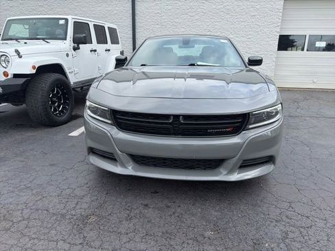 Used 2023 Dodge Charger SXT RWD image 2