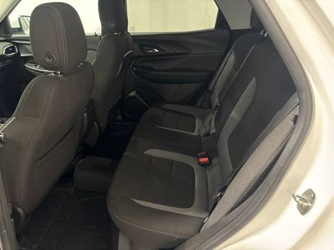 Used 2023 Chevrolet TrailBlazer LT w/ Convenience Package AWD/4WD image 30