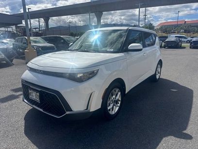 Used 2023 Kia Soul LX w/ Option Group 015