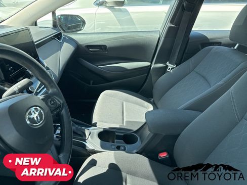 Used 2024 Toyota Corolla LE FWD image 15