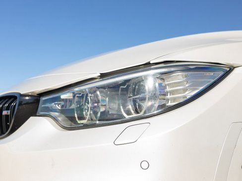 Used 2016 BMW M3 image 9