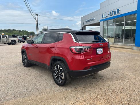 Used 2024 Jeep Compass Limited AWD/4WD image 13