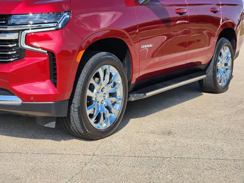 Used 2024 Chevrolet Tahoe LT w/ LT Signature Plus Package AWD/4WD image 9