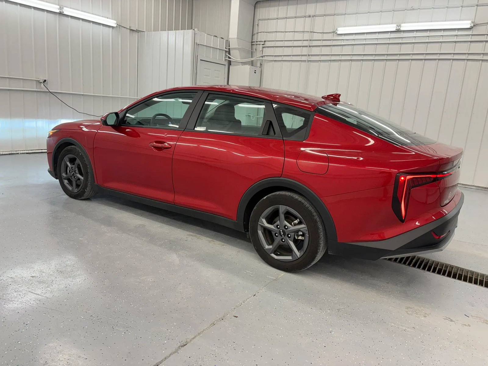 Used 2025 Kia K4 FWD image 7
