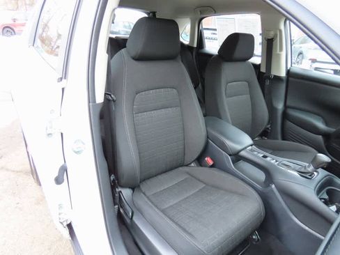 Certified 2024 Honda HR-V LX image 16