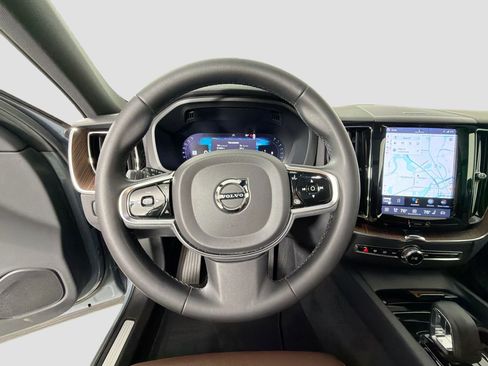 Certified 2023 Volvo XC60 B5 Plus w/ Climate Package image 12