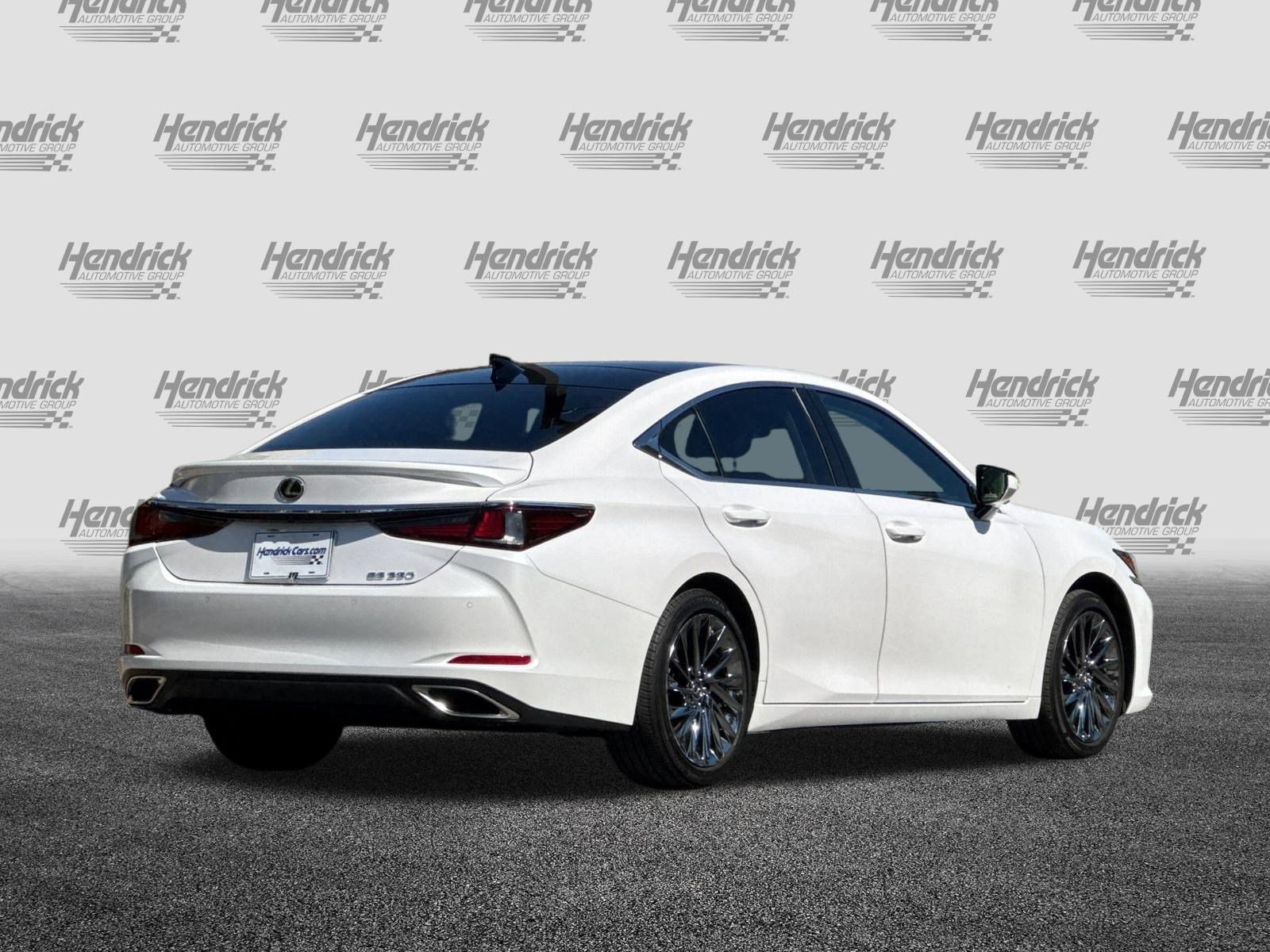 Used 2024 Lexus ES 350 w/ Accessory Package (Z2) FWD image 5