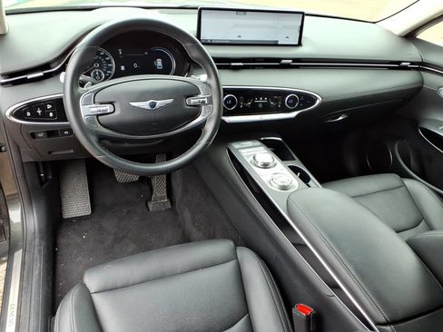 Used 2025 Genesis GV70 2.5T AWD/4WD image 9