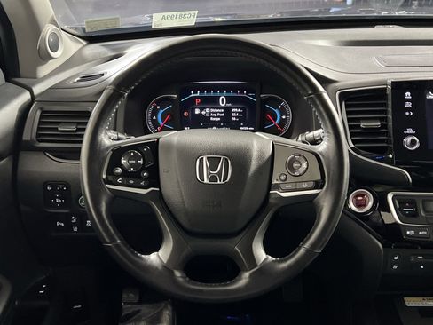 Used 2019 Honda Pilot Elite image 16