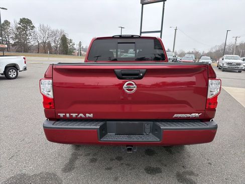 Used 2019 Nissan Titan PRO-4X image 7