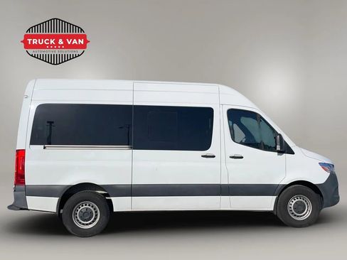 Used 2023 Mercedes-Benz Sprinter 2500 image 6