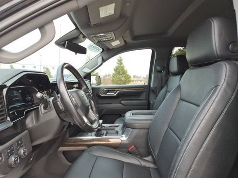 Used 2022 Chevrolet Silverado 1500 RST image 14