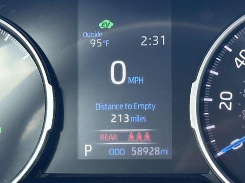 Used 2020 Toyota RAV4 XLE w/ Convenience Package AWD/4WD image 40
