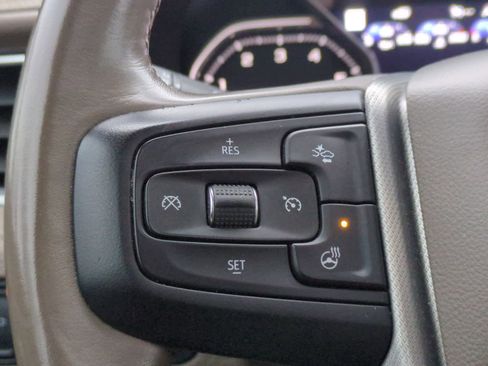 Used 2021 GMC Yukon XL Denali w/ Denali Premium Package image 26