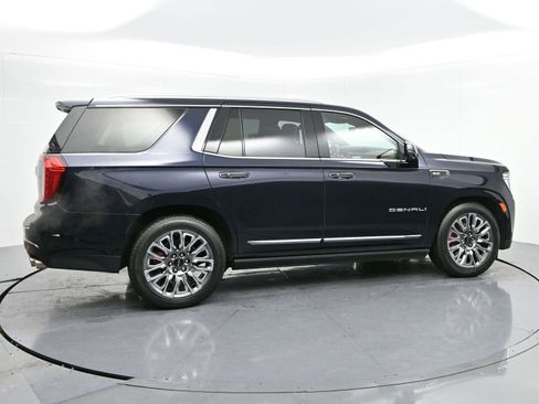 Used 2024 GMC Yukon Denali Ultimate image 8