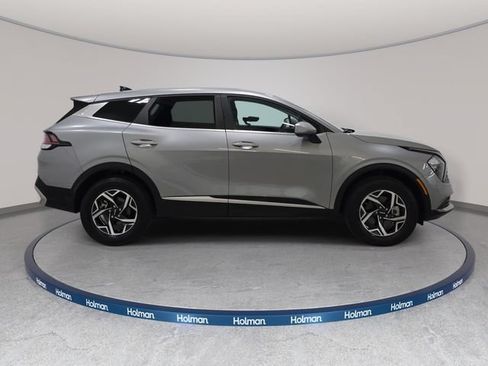 Used 2023 Kia Sportage LX AWD/4WD image 5