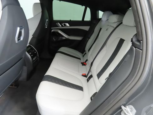 Used 2026 BMW X6 M Competition w/ Executive Package image 21