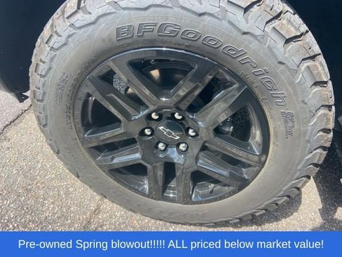 Used 2026 Chevrolet Silverado 1500 LT Trail Boss w/ Convenience Package II AWD/4WD image 11