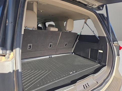 Certified 2023 Lincoln Navigator L Reserve image 8