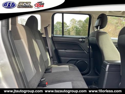 Used 2016 Jeep Patriot Sport w/ Power Value Group FWD image 11