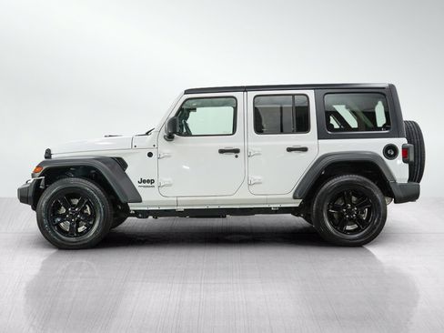 Used 2020 Jeep Wrangler Unlimited Sport AWD/4WD image 2