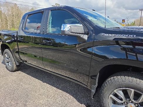 New 2026 Chevrolet Silverado 1500 LT AWD/4WD image 10