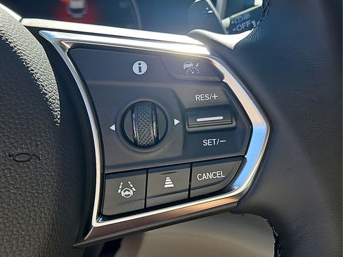 Used 2026 Acura MDX w/ Technology Package FWD image 24