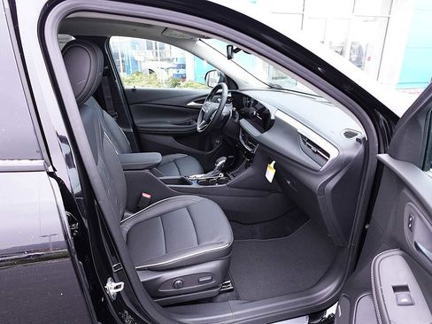 New 2026 Buick Encore GX Avenir w/ Avenir Convenience Package AWD/4WD image 28