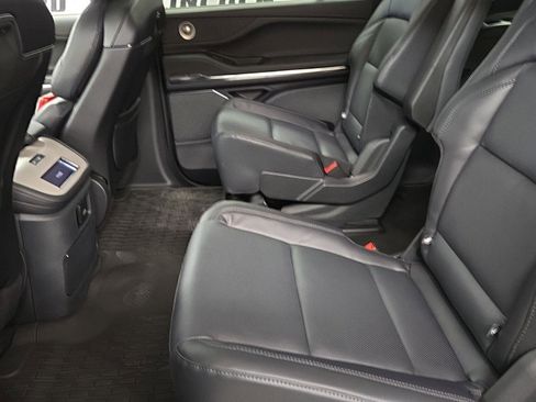 New 2025 Lincoln Navigator L Reserve w/ Jet Appearance Package image 7