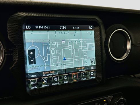 Used 2023 Jeep Wrangler Unlimited Sahara w/ Cold Weather Group AWD/4WD image 22