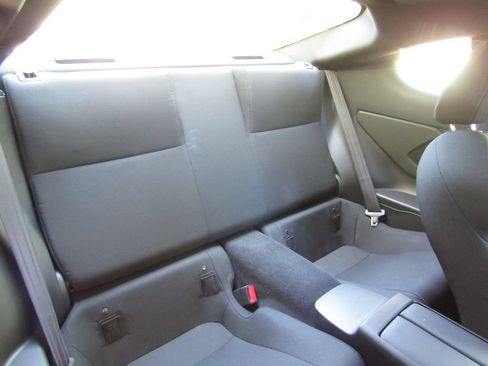 Certified 2024 Toyota GR86 RWD image 15