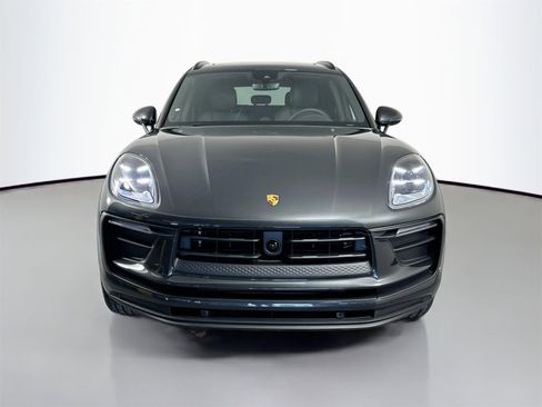 New 2026 Porsche Macan image 10