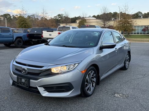 Used 2017 Honda Civic EX image 1