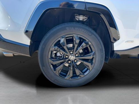 Used 2022 Toyota RAV4 XSE AWD/4WD image 22