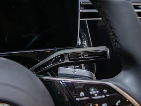 New 2026 Mercedes-Benz E 350 4MATIC Sedan image 17