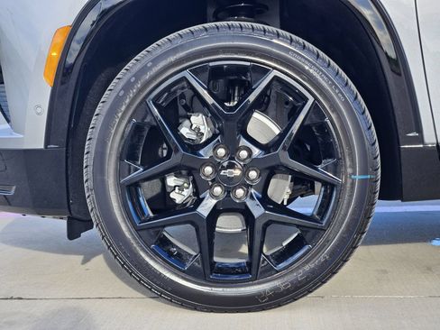 New 2026 Chevrolet Traverse RS AWD/4WD image 13