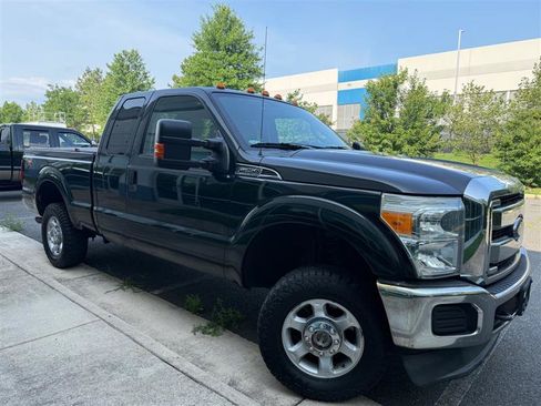 Used 2013 Ford F250 XLT w/ FX4 Off Road Pkg AWD/4WD image 11