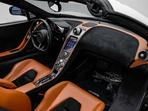Used 2013 McLaren MP4-12C Spider image 54