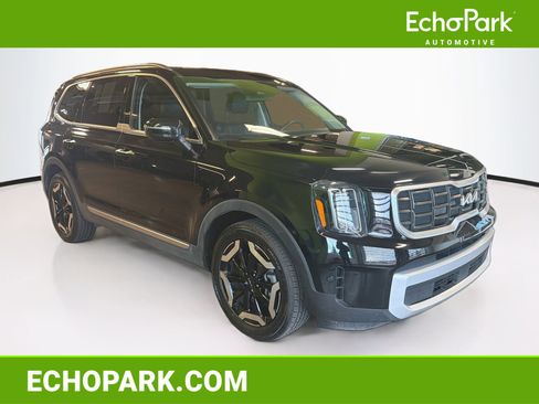 Used 2025 Kia Telluride S AWD/4WD image 1