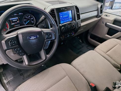 Used 2022 Ford F250 XLT AWD/4WD image 7