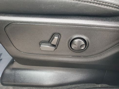 Used 2022 RAM 1500 Big Horn image 12