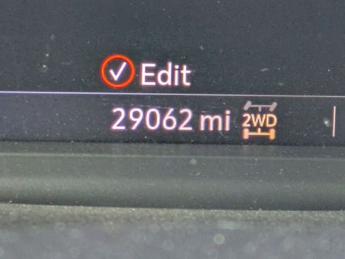 Used 2022 Chevrolet Silverado 2500 Custom w/ Custom Value Package image 19