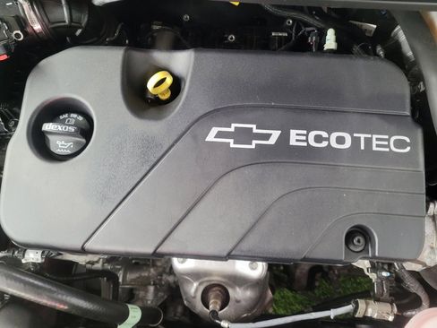 Used 2022 Chevrolet Spark LT image 30