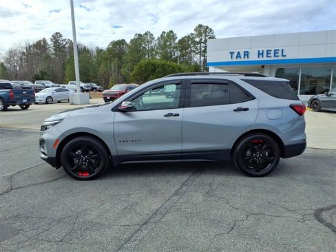 Used 2024 Chevrolet Equinox Premier image 2