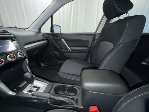 Used 2017 Subaru Forester 2.5i Premium w/ All-Weather Package image 21