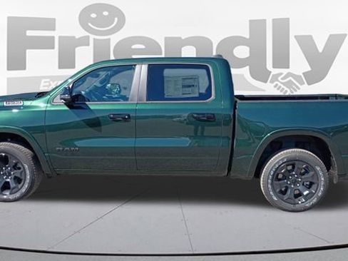 New 2026 RAM 1500 4x4 Crew Cab image 8
