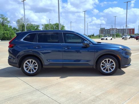 Used 2024 Honda CR-V EX-L image 8