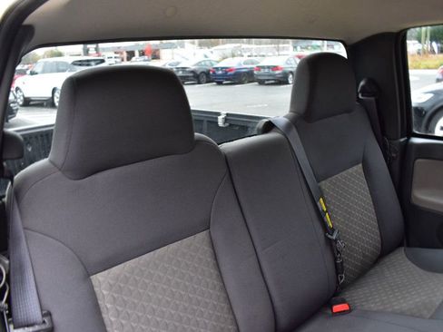 Used 2004 GMC Canyon SLE w/ Power Convenience Package image 21