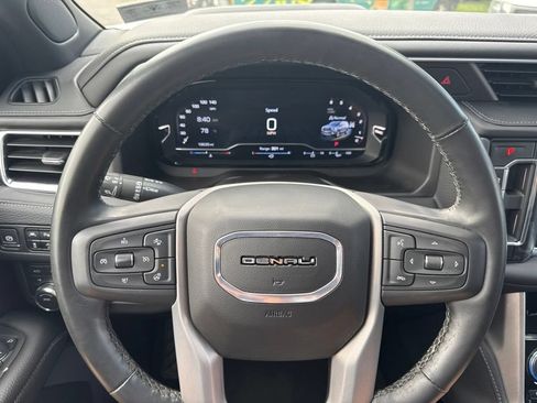 Used 2024 GMC Yukon Denali AWD/4WD image 18