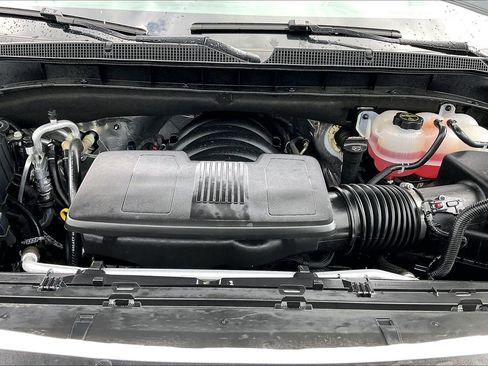 Used 2026 Chevrolet Tahoe High Country AWD/4WD image 11